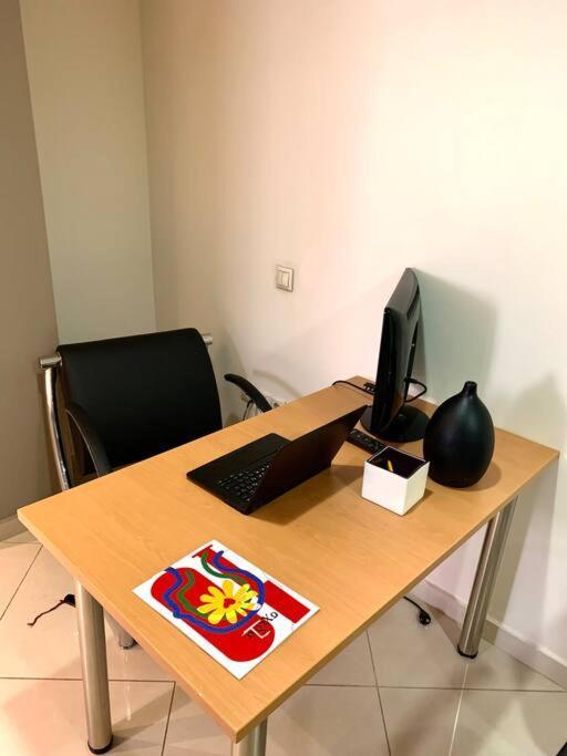 אתונה Spacious 4-Bedroom Family Home, 100M From Metro מראה חיצוני תמונה